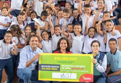 Estudiantes del colegio Ormaza disfrutarán del nuevo restaurante y biblioteca escolar