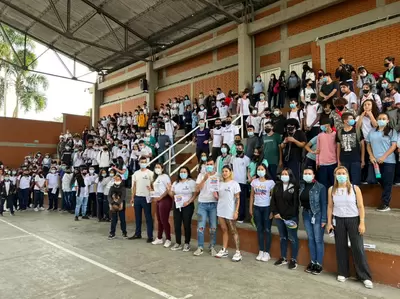 En los colegios de Pereira continúan los foros de candidatos a los consejos de juventud