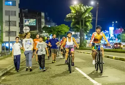 Vía activa nocturna, una nueva oportunidad para hacer deporte en familia