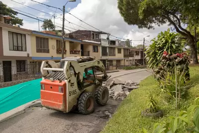 Comenzó pavimentación de san fernando- la playa en cuba y de la vía a canceles