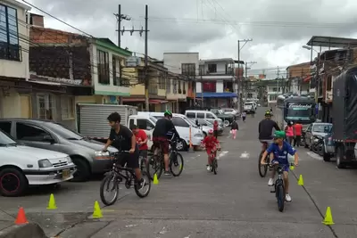 "ACTIVAS TU BARRIO" LLEGA A LAS COMUNIDADES PEREIRANAS